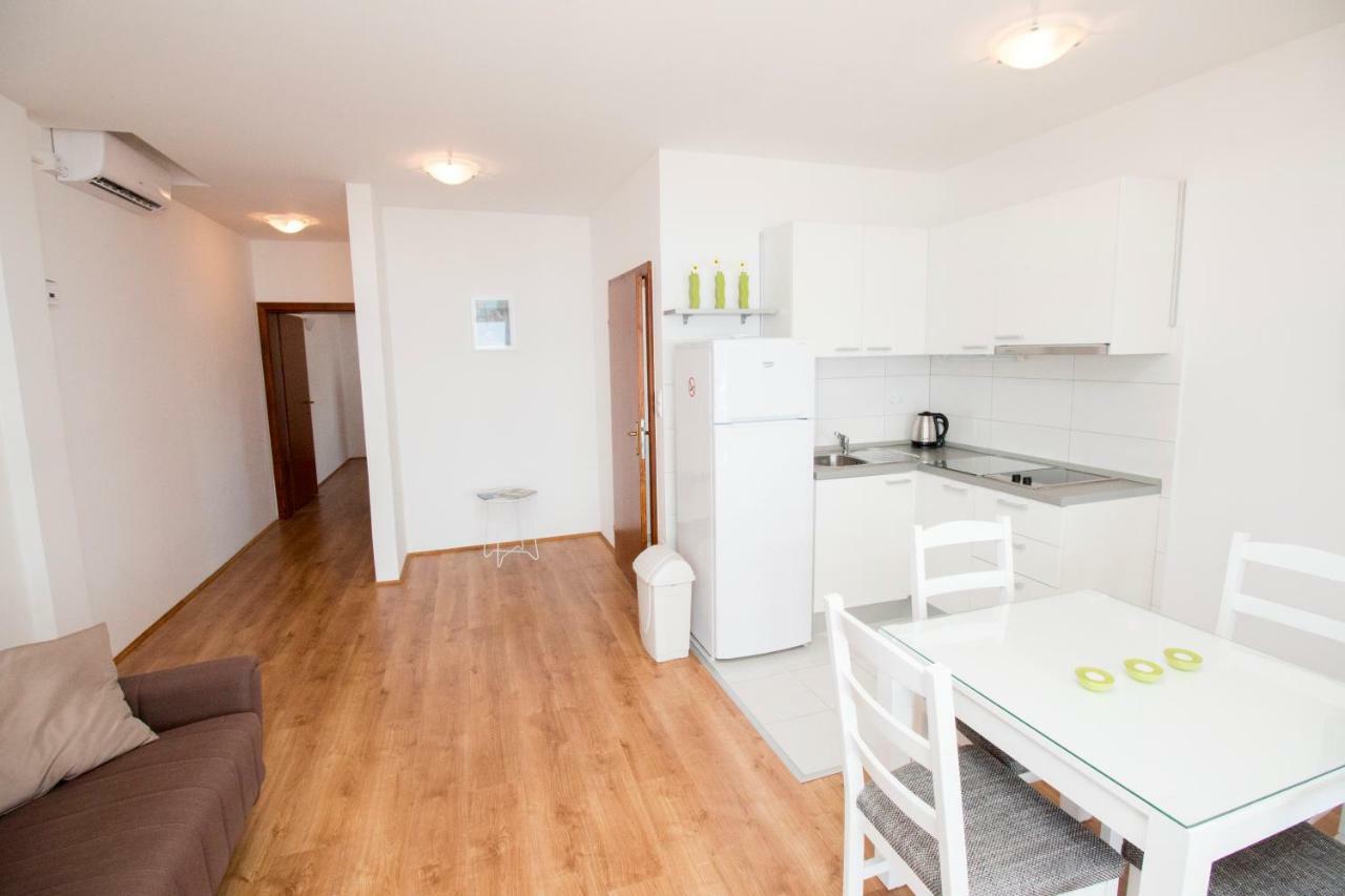 Apartments Liber لوكفا روجوزنيكا المظهر الخارجي الصورة
